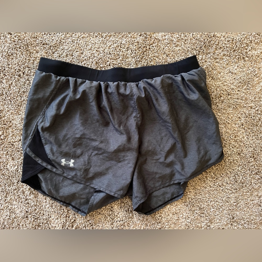 Under Armour Shorts - women’s large